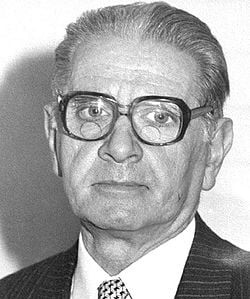 Любен Беров